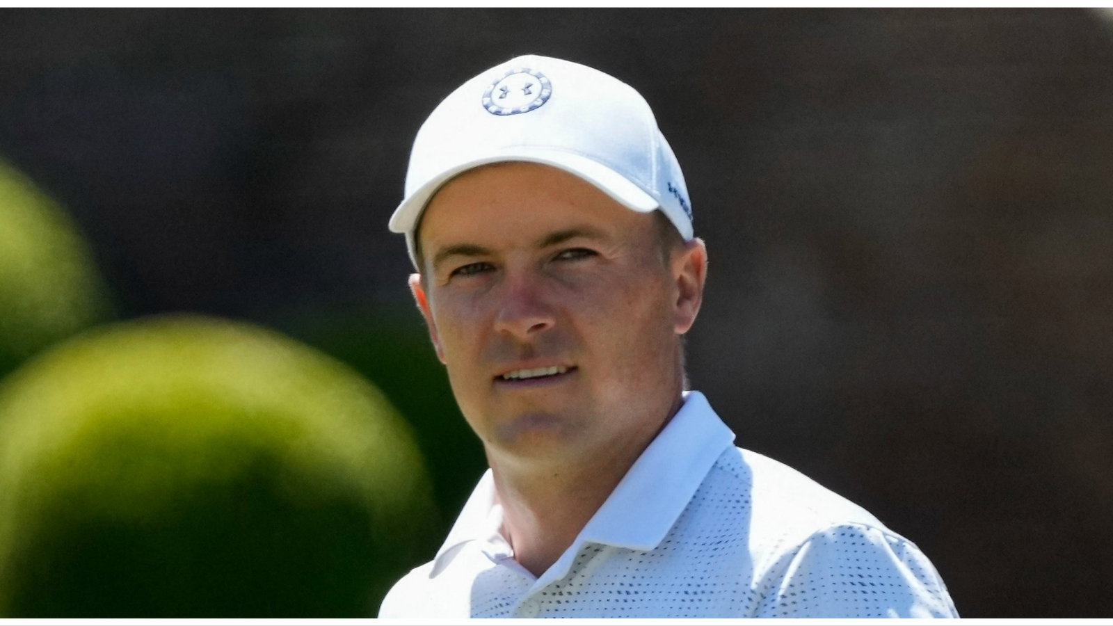 WATCH: Jim Nantz with sensational one-liner after hot mics catch Spieth F-bomb!